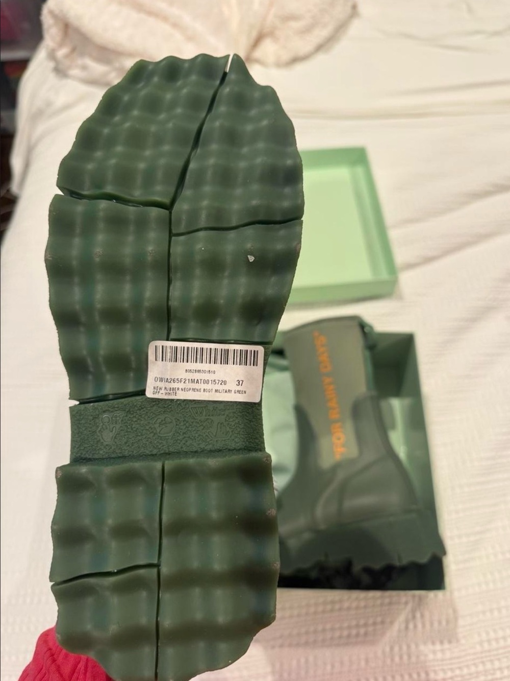OFF-WHITE Olive Green Rainboots - Picture 4 of 4